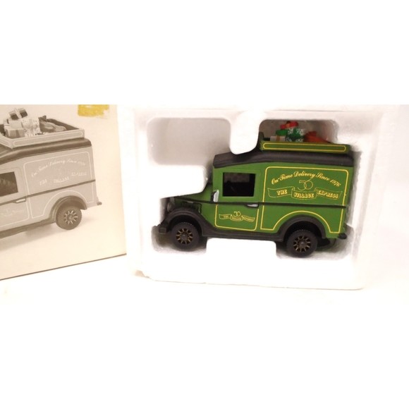 Heritage Village Collection Dept. 56 "Village Express Van" #5865-3 - Picture 6 of 9